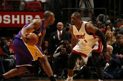 弑旧主，费瓦斯曾与林良铭、巴尔韦德在皇马B队做过队友（反戈旧主！费瓦斯曾与林良铭、巴尔韦德同在皇马B队效力）