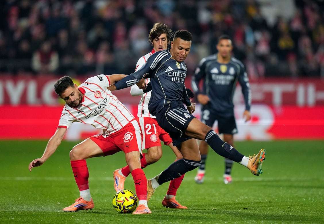 足球传控体系的核心逻辑（传控足球的底层原理）