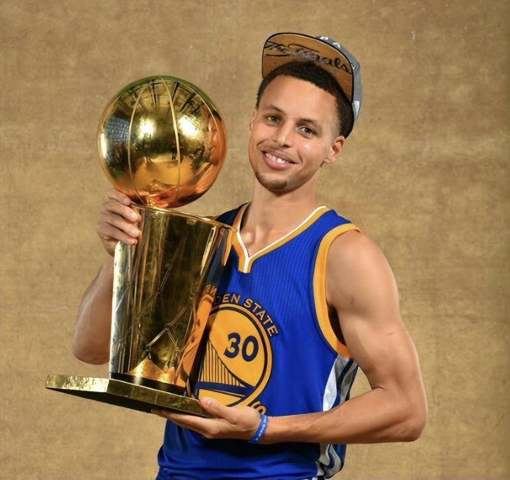 辽媒：老将杨健很可能已完成他代表辽宁铁人效力的谢幕战（辽媒：老将杨健或已完成代表辽宁铁人的告别战）