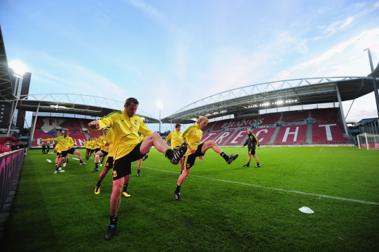 火箭哈登末节爆发连得15分（火箭哈登末节发威连砍15分）