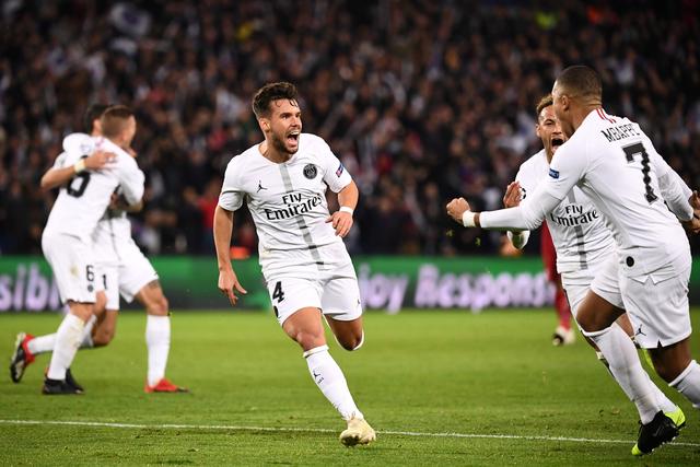 比赛尾声扑点，迈尼昂：我很自信，我的队友们也信任我（末段扑点，迈尼昂：我很自信，队友也相信我）