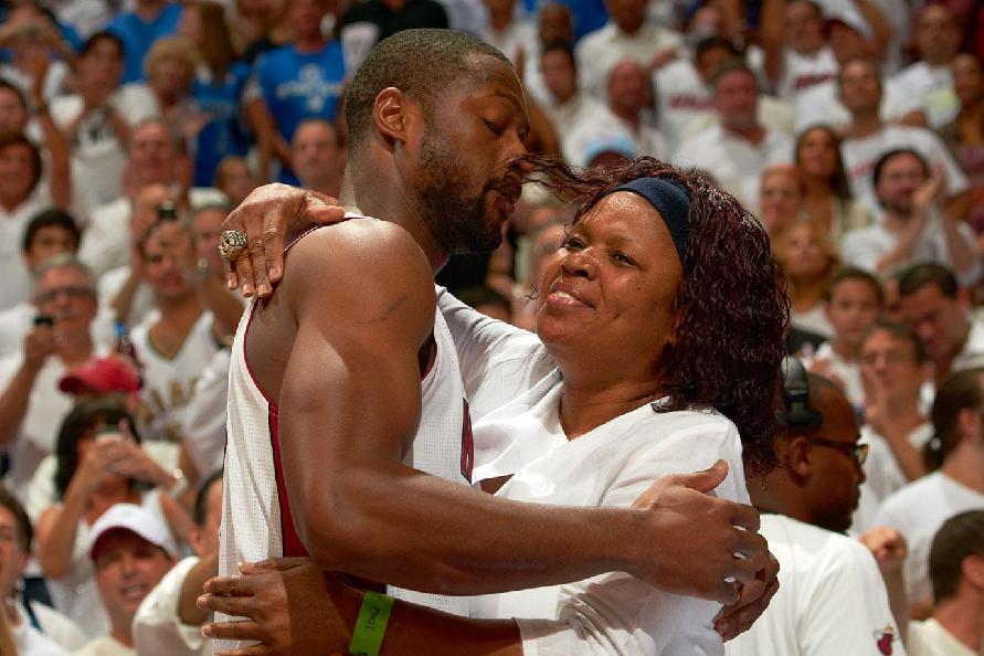 记者：英超英冠两队关注奥特尔，2026冬窗很可能离队（英超与英冠两队有意奥特尔，2026年冬窗或将离队）